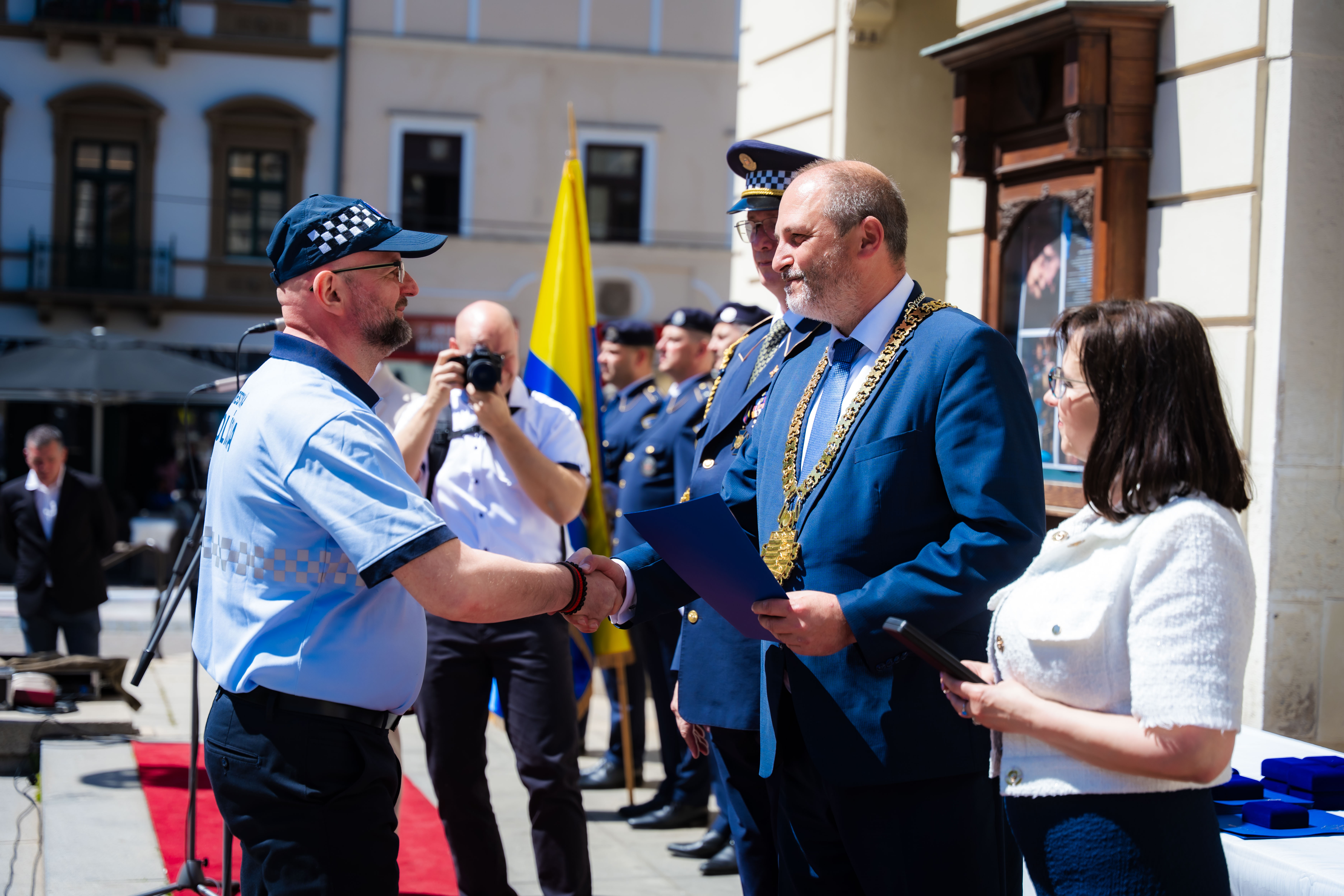 Slavnostne ocenovanie prislusnikov Mestskej policie mesta Kosice -1-69